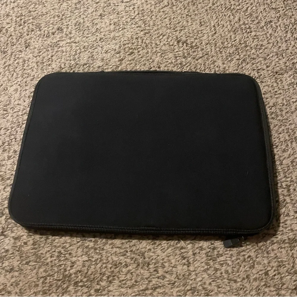 New Laptop Case - Picture 5 of 5